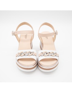 Sandalo zeppa catena NeroGiardini 2