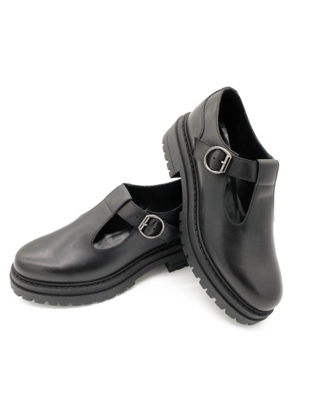 Mary-Jane NeroGiardini